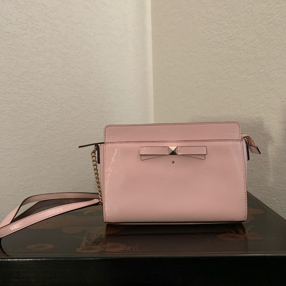 End of Year Sale!!! Kate Spade Cross Body Bag! - Picture 1 of 6